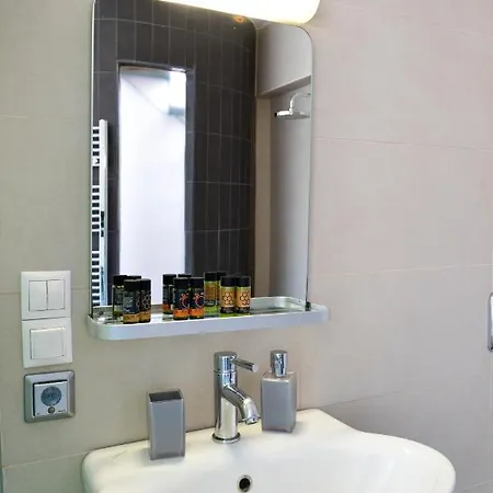 Casa Pomogna Kourmouli Hriszí Aktí Haniá